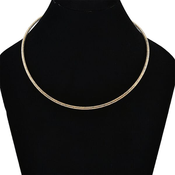 Shop Lc Snake Textured Chain Necklace In 10K Yellow Gold 3.10 Grams 18 Inches