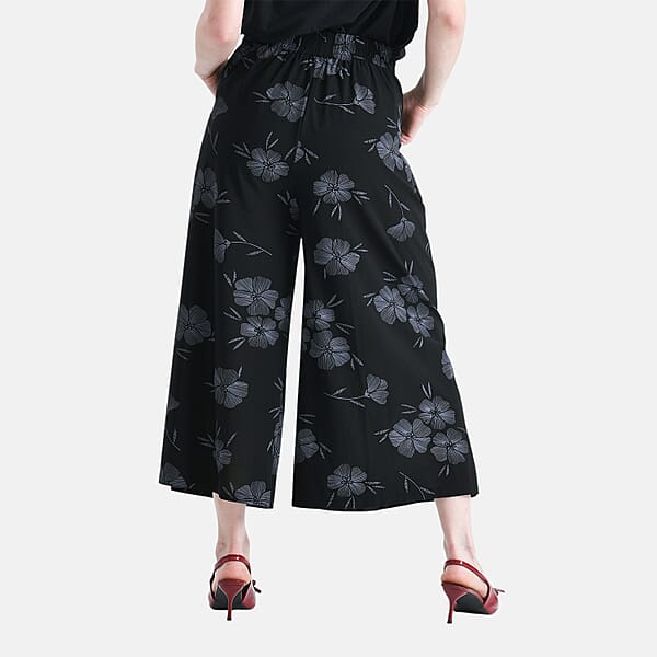 Shop Lc TAMSY Black Floral Printed Wide Leg Capri Pant With Pockets - S/M
