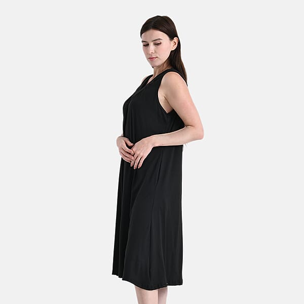Shop Lc TAMSY Black Knit Sleeveless Midi House Dress - One Size Fits Most