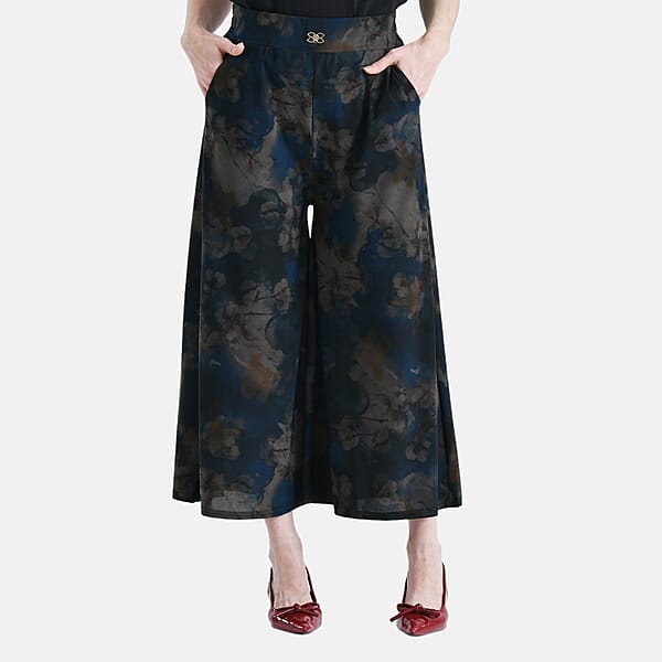 Shop Lc TAMSY Blue Floral Printed Wide Leg Capri Pant With Pockets - S/M