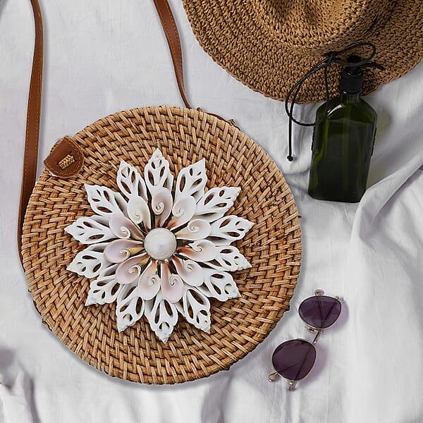 Shop Lc Tamsy Handmade Brown Round Crossbody Bag With Shell