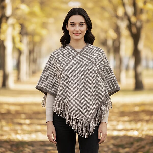 Shop Lc TAMSY Light Gray Houndstooth Knit Poncho With Fringe - One Size Fits Most