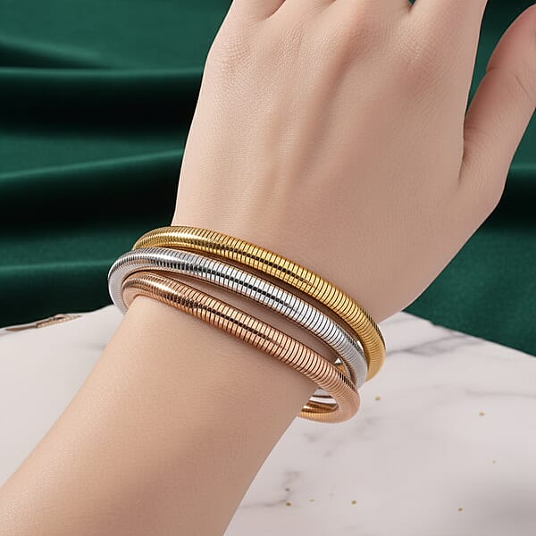 Shop Lc Tri Tone Interlock Bracelet In ION Plated YRG And Stainless Steel (8.5-9.0 Inches)