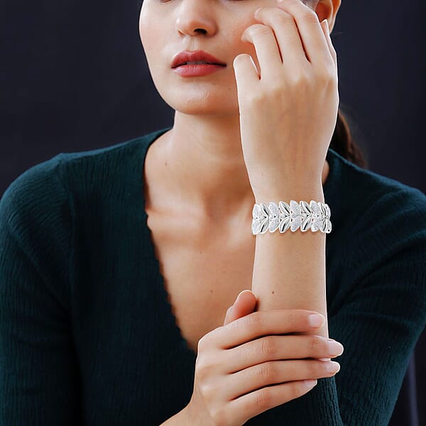 Shop Lc White Austrian Crystal Stretch Bracelet In Sterling Silver (7.25 In)