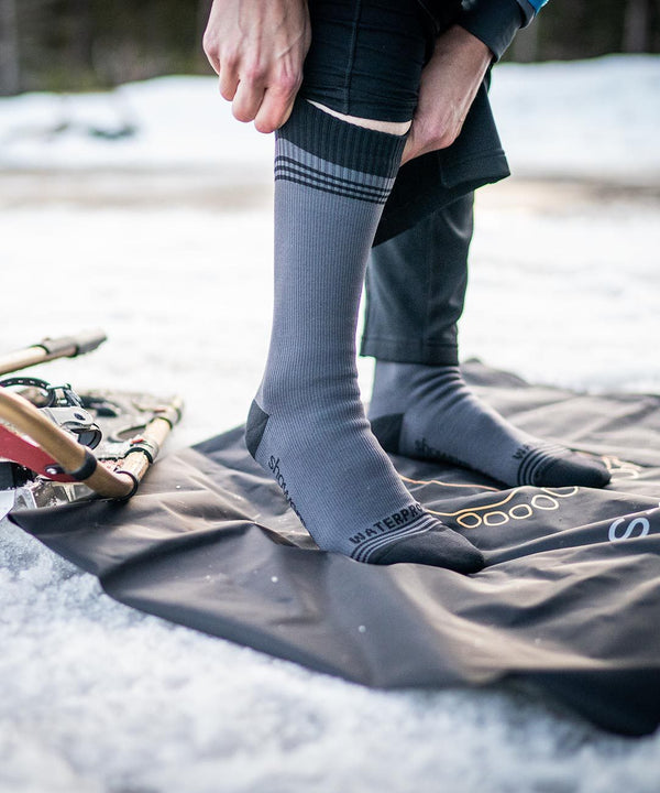 Showers Pass Cross Point Waterproof Socks: Classic Wool
