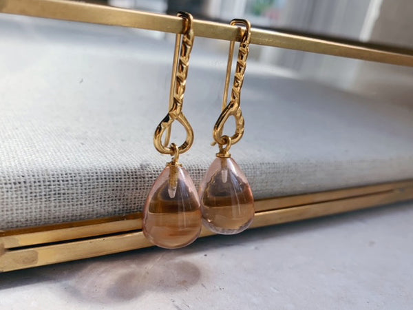 Shyla Helena Earrings Pearl