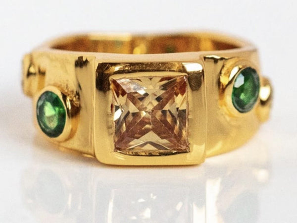 Shyla Lolita Ring Champagne