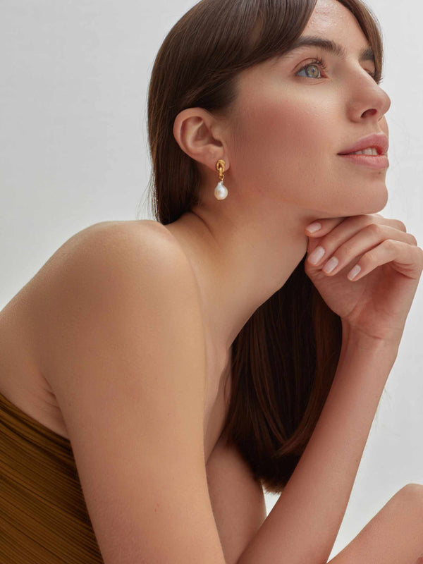 Shyla Synthea Pearl Earrings