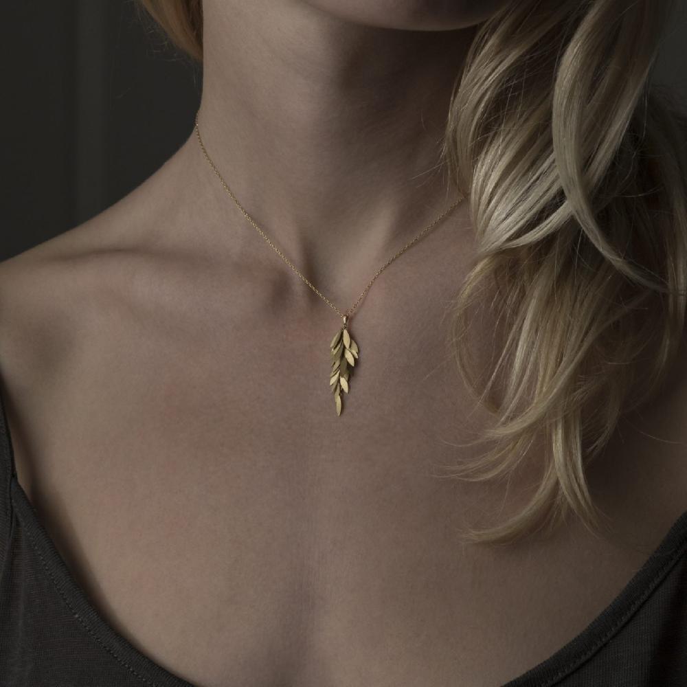 Sia Taylor Golden Leaf Cluster