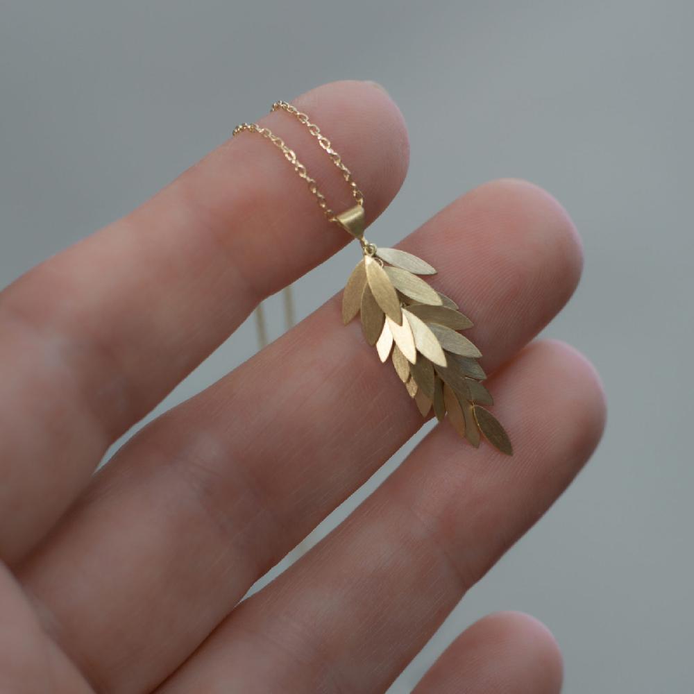 Sia Taylor Golden Leaf Cluster