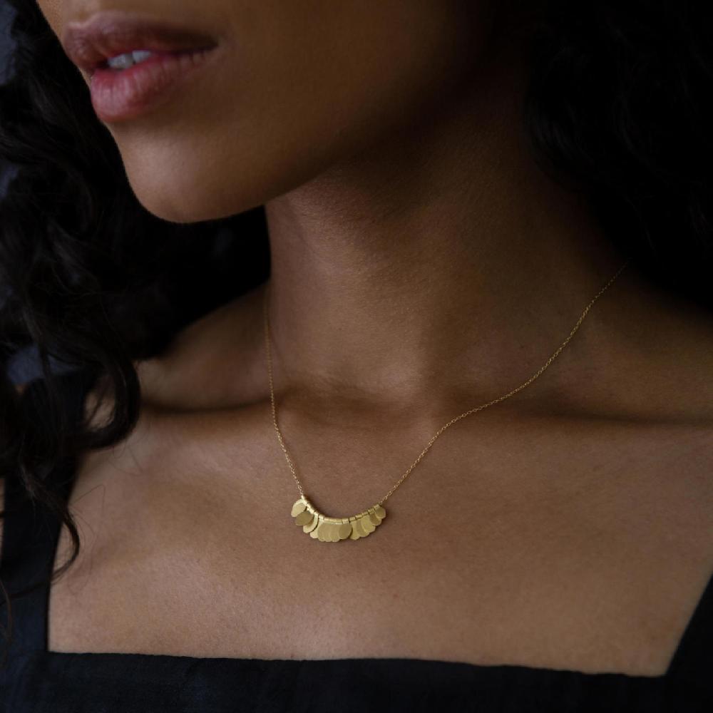 Sia Taylor Tiny Songbird Arc Necklace