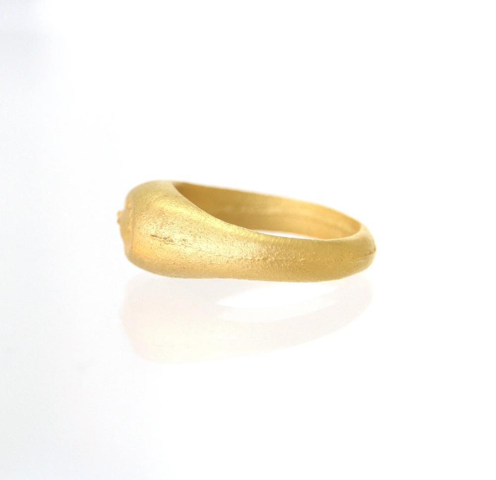 Sian Evans Jewellery Livia Recycled Textured Gold Ring