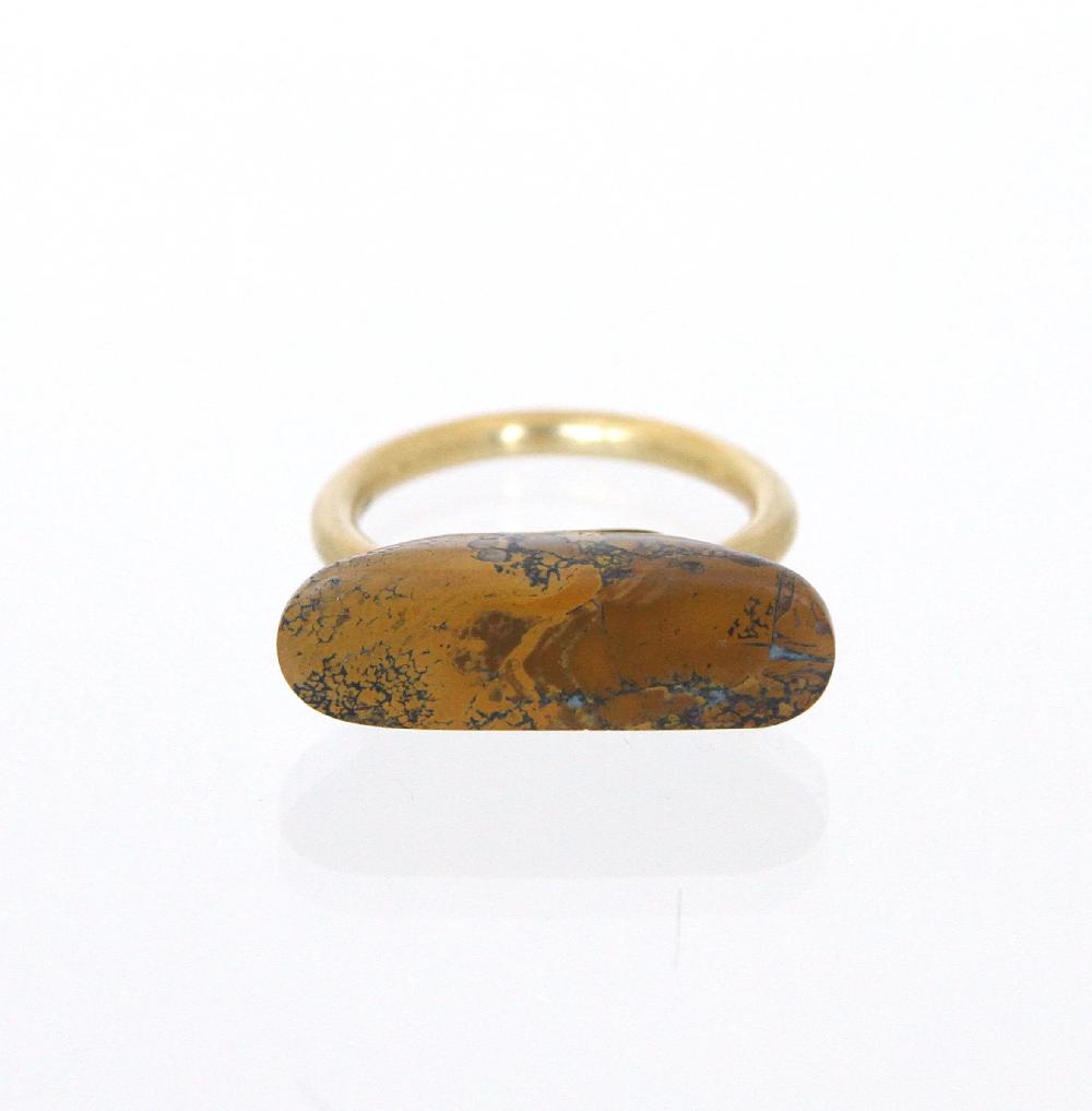 sian evans jewellery Mustard coloured carved Scottish agate ring with recycled 18ct gold