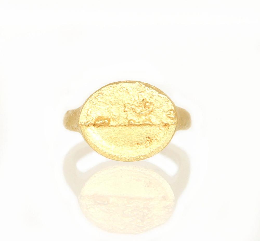 Sian Evans Jewellery Recycled 18ct Gold Textured Intaglio Ring