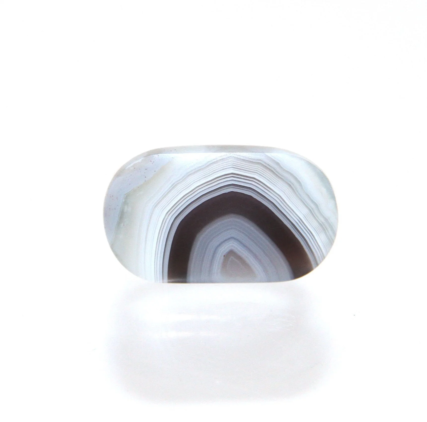 sian evans jewellery Carved agate ring