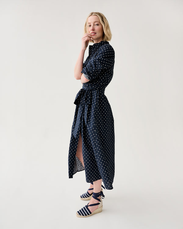 Sid Mashburn Annette Dress In Navy Leaf Printed Crinkle Cotton