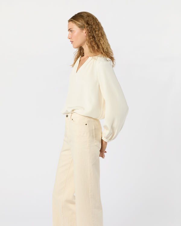 Sid Mashburn Ariana Blouse In Ivory Silk Crepe De Chine
