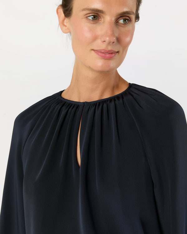 Sid Mashburn Ariana Blouse In Navy Silk Crepe De Chine