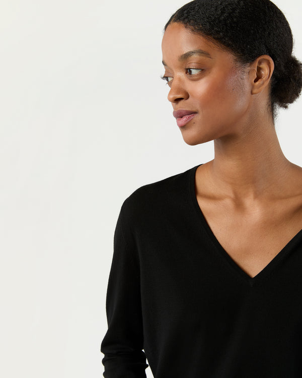Sid Mashburn Kate V-Neck Sweater In Black Escorial Wool