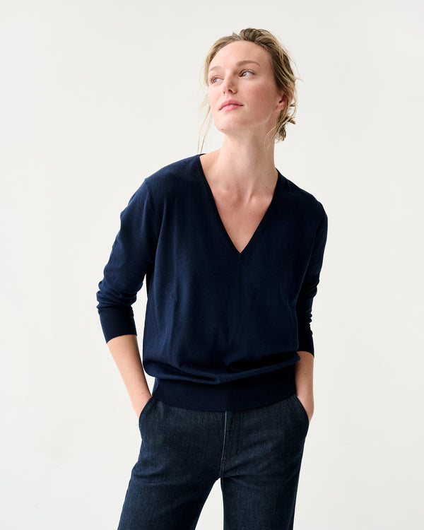 sid mashburn Kate V-Neck Sweater in Navy Escorial Wool