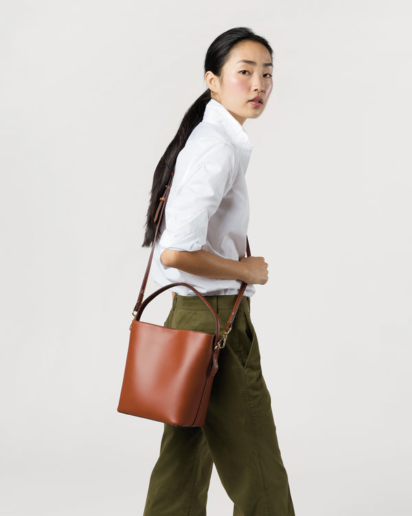 Sid Mashburn Maude Bucket Bag In English Tan Leather
