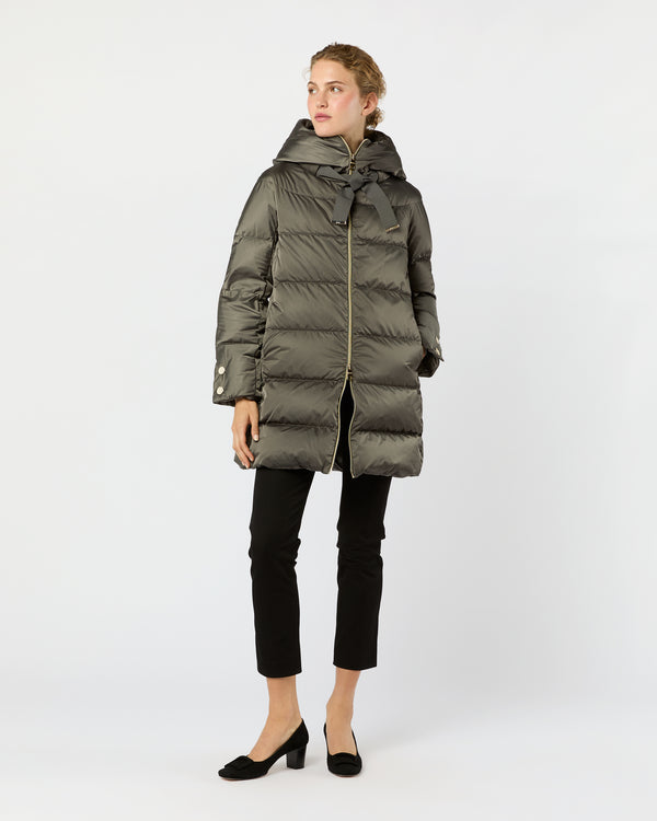 Sid Mashburn Sateen Nylon A-Line Hooded Coat In Charcoal