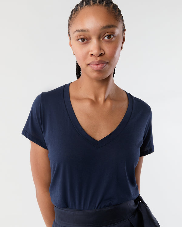 Sid Mashburn Short-Sleeved Deep-V Tee In Navy Pima Cotton