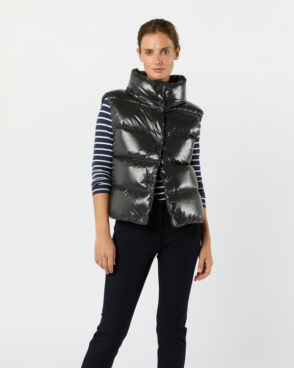 sid mashburn Gloss Snap Front Vest in Charcoal