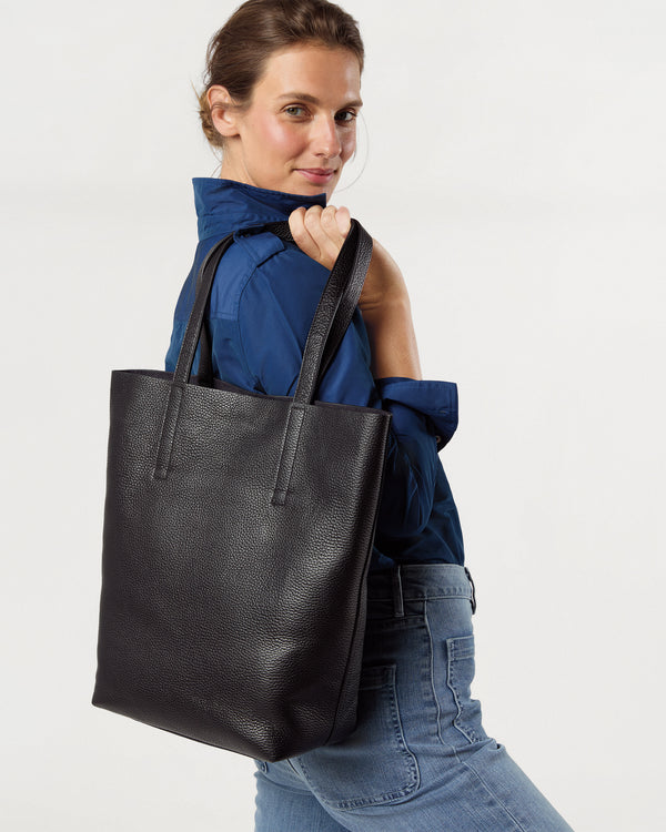 Sid Mashburn Margot Tote In Black Leather