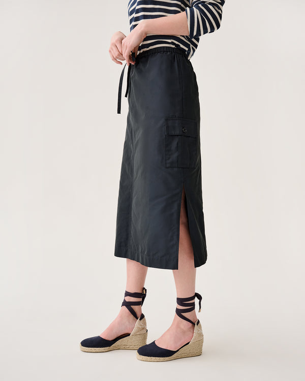 Sid Mashburn Willa Skirt In Navy Nylon Faille