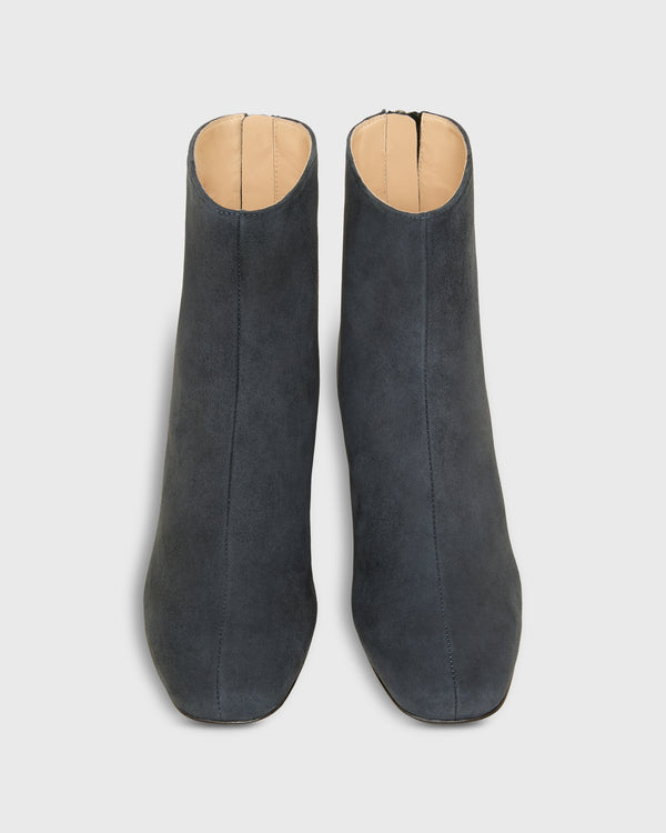 Sid Mashburn Zip-Back Boot In Navy Suede