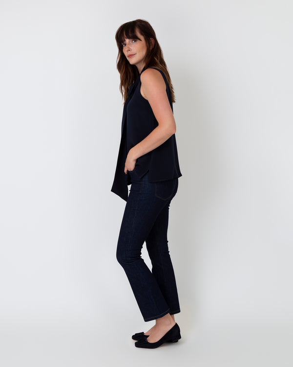Sid Mashburn Sleeveless Tie-Neck Blouse In Navy Silk Crepe De Chine