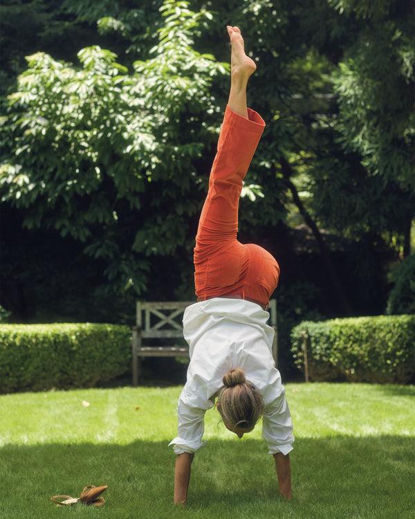 Sid Mashburn Slight Square Slingback In Dark Camel Suede