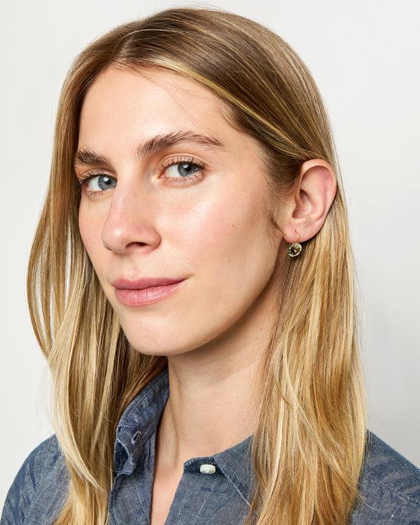 Sid Mashburn Small Round Gem Earrings In Green Quartz/Apatite