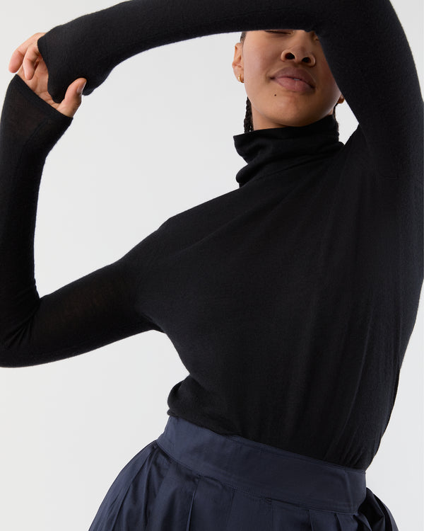 Sid Mashburn Superfine Funnel-Neck Sweater In Black Cashmere