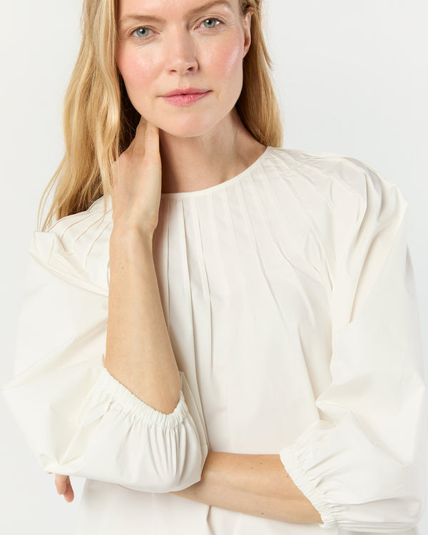Sid Mashburn Thea Pintuck Top In Off-White Paperweight Stretch Poplin