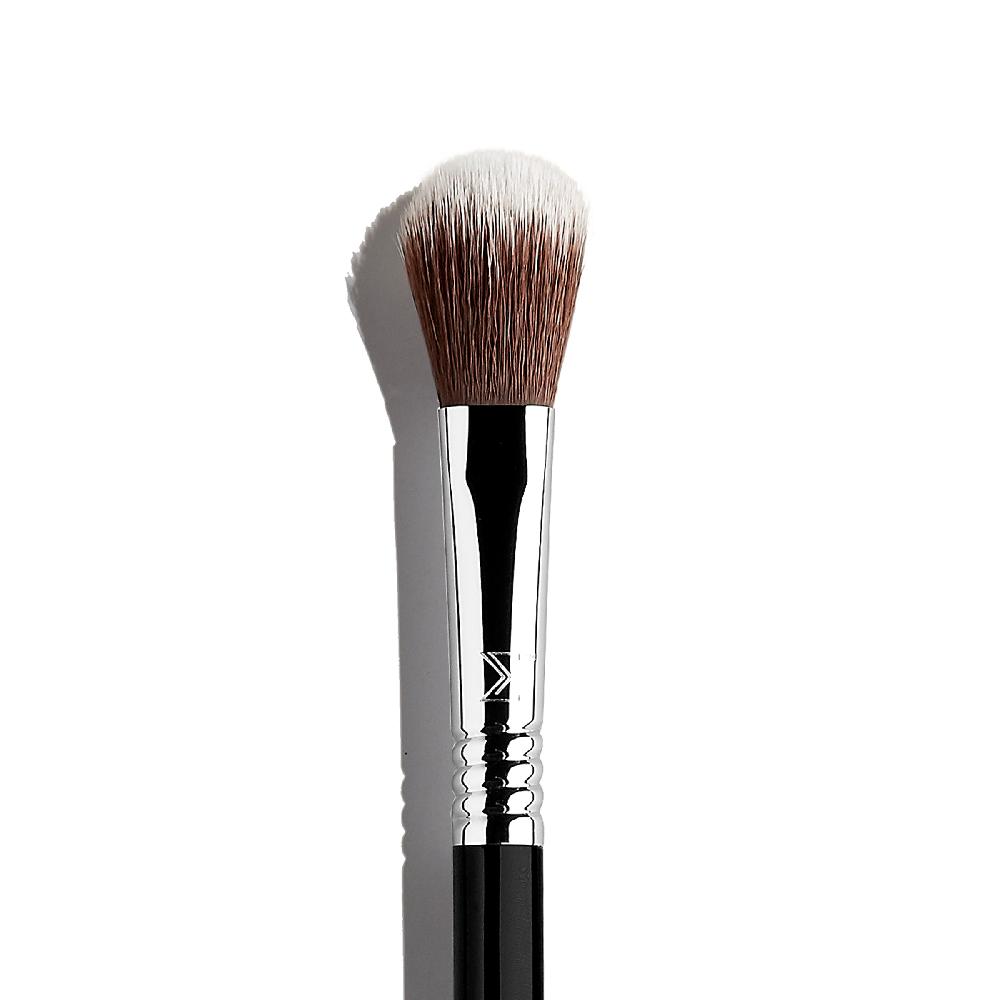 sigma beauty F03 High Cheekbone Highlighter™ Brush