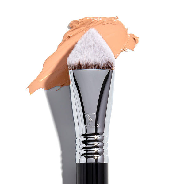 Sigma Beauty 4DHD™ Kabuki Brush