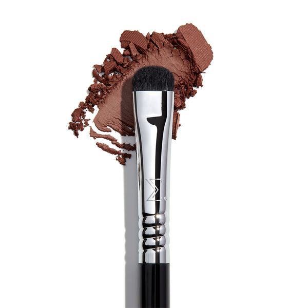 Sigma Beauty E20 Short Shader Brush
