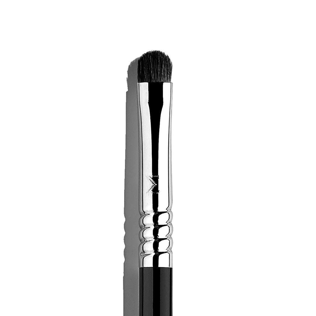 sigma beauty E21 Smudge Brush