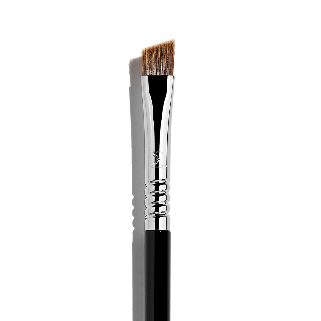 sigma beauty E75 Angled Brow Brush