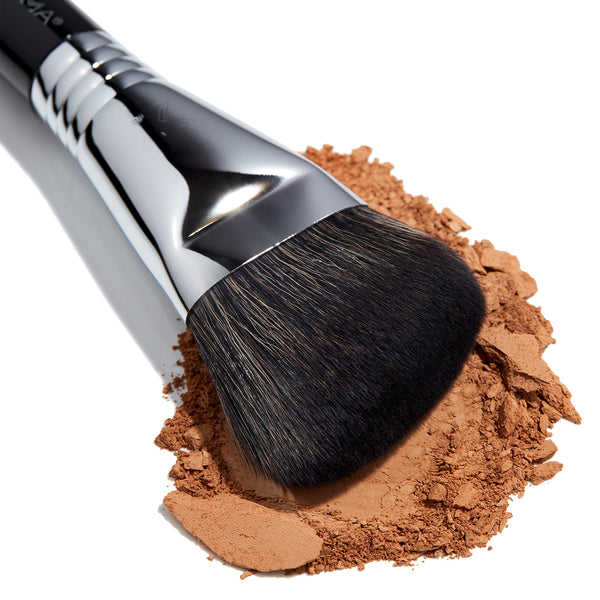 Sigma Beauty F23 Soft Angle Contour™ Brush