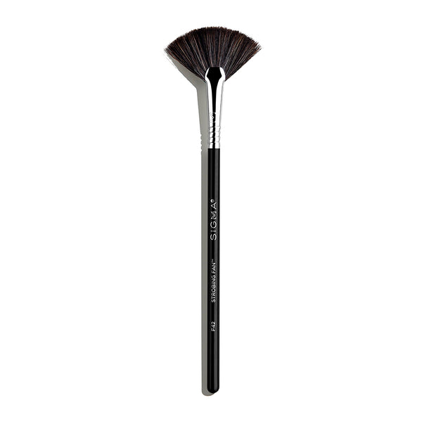 Sigma Beauty F42 Strobing Fan™ Brush