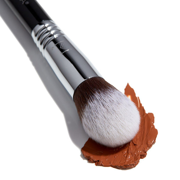 Sigma Beauty F79 Concealer Blend Kabuki™ Brush