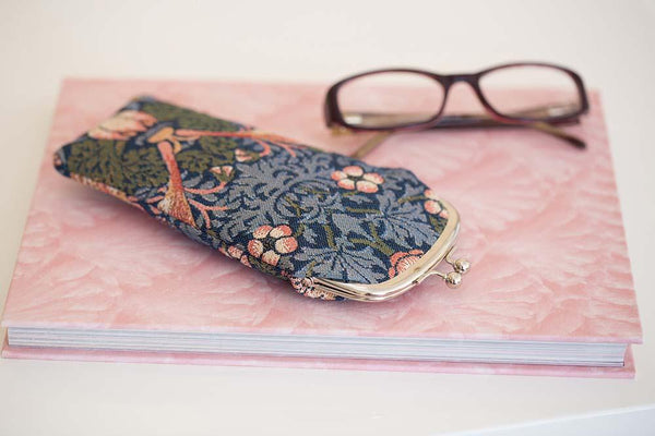 Signare William Morris Strawberry Thief Blue - Glasses Pouch