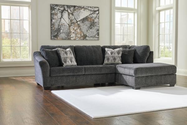 Signature Design By Ashley Biddeford 2-Piece Sleeper Sectional With Chaise