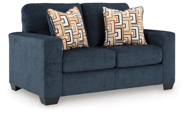 Signature Design By Ashley Aviemore Loveseat