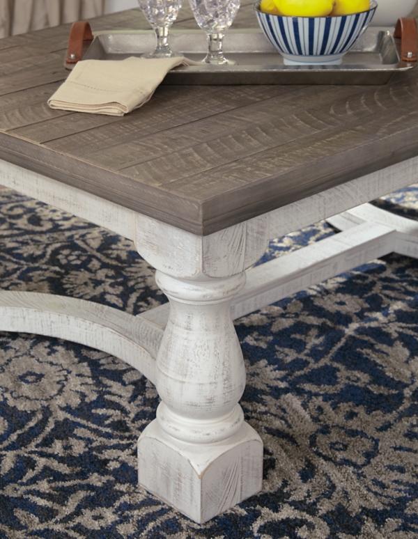 Signature Design By Ashley Havalance Coffee Table