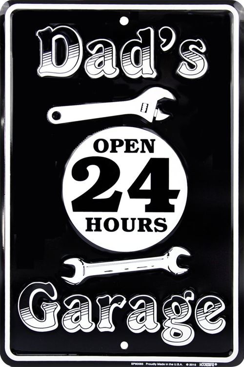 signs 4 fun Dad's Garage Sm. Parking Sign