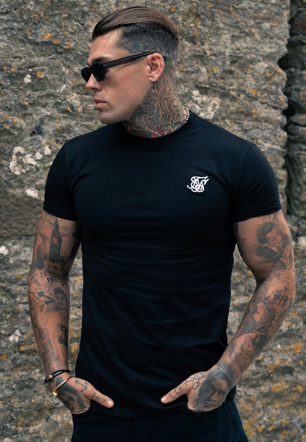 sik silk Black Essentials T-Shirt